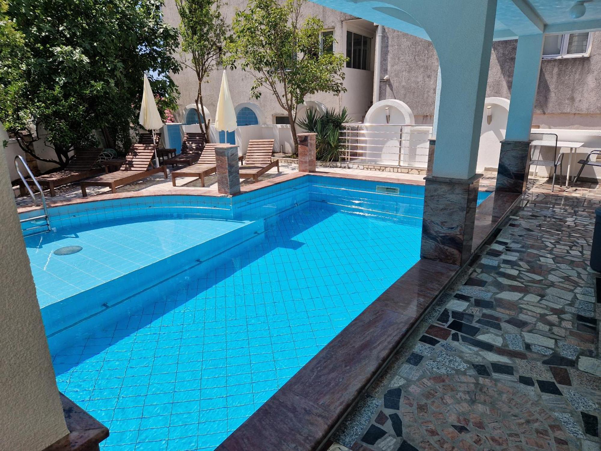 Villa Golf Budva Exterior photo